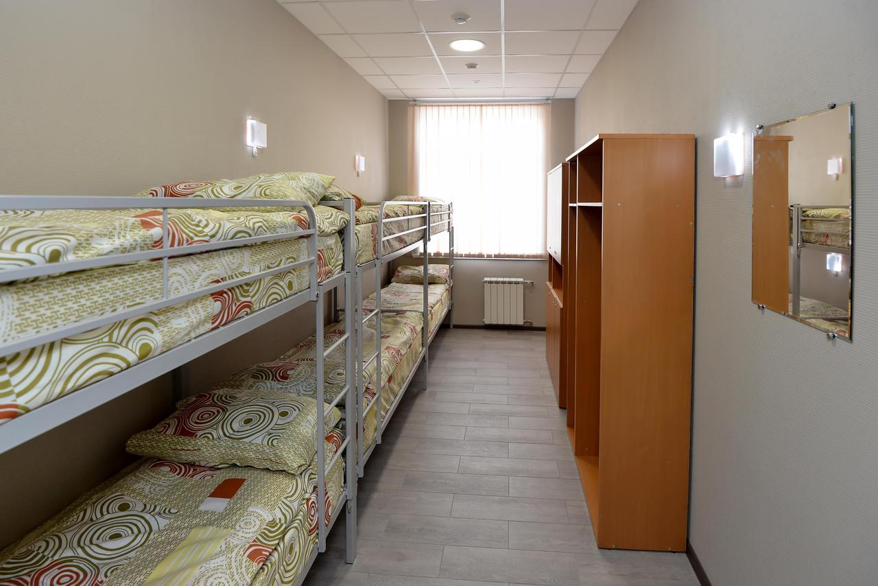 Penates Hostel Ekaterinburg Ngoại thất bức ảnh