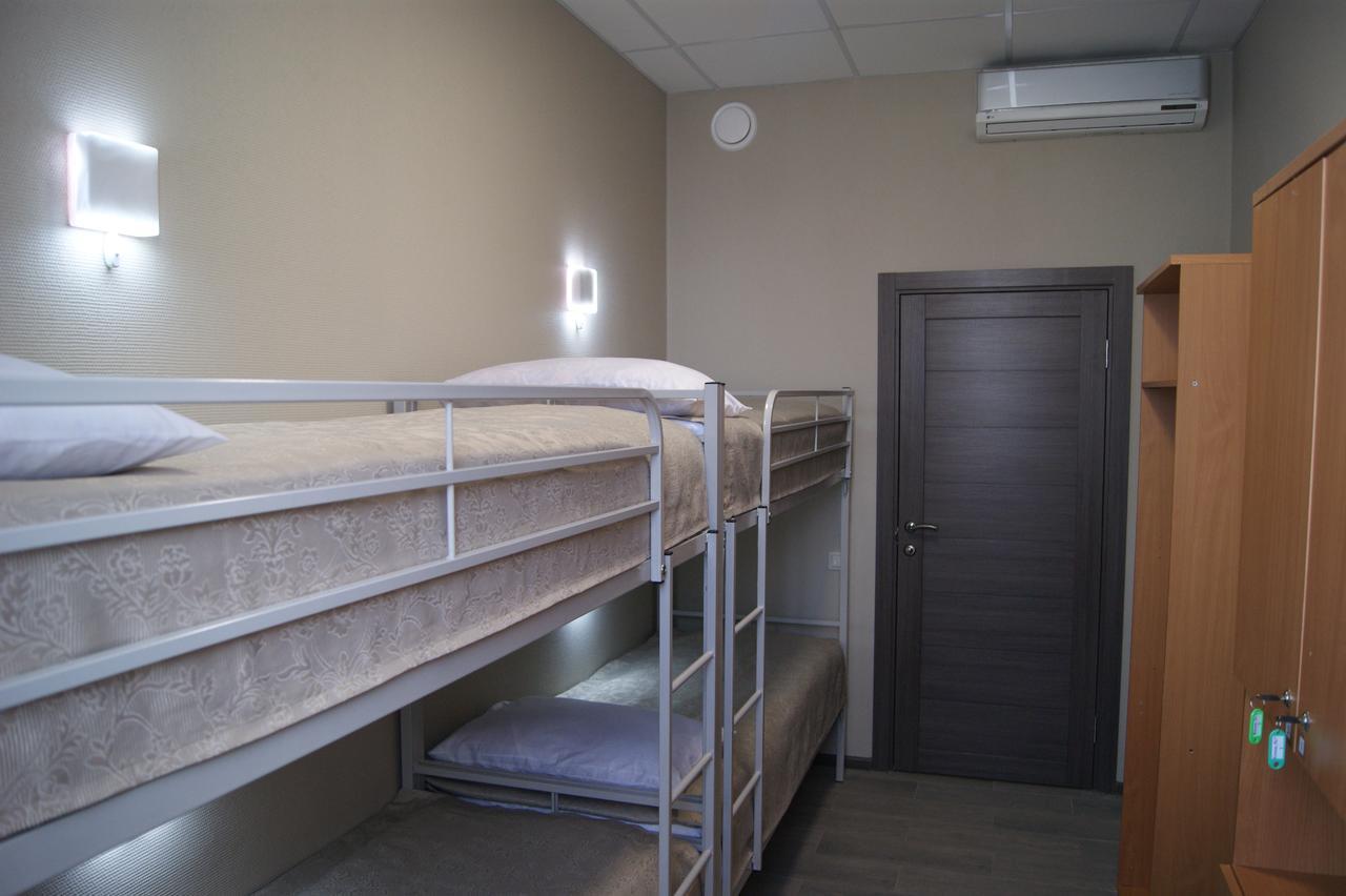 Penates Hostel Ekaterinburg Ngoại thất bức ảnh