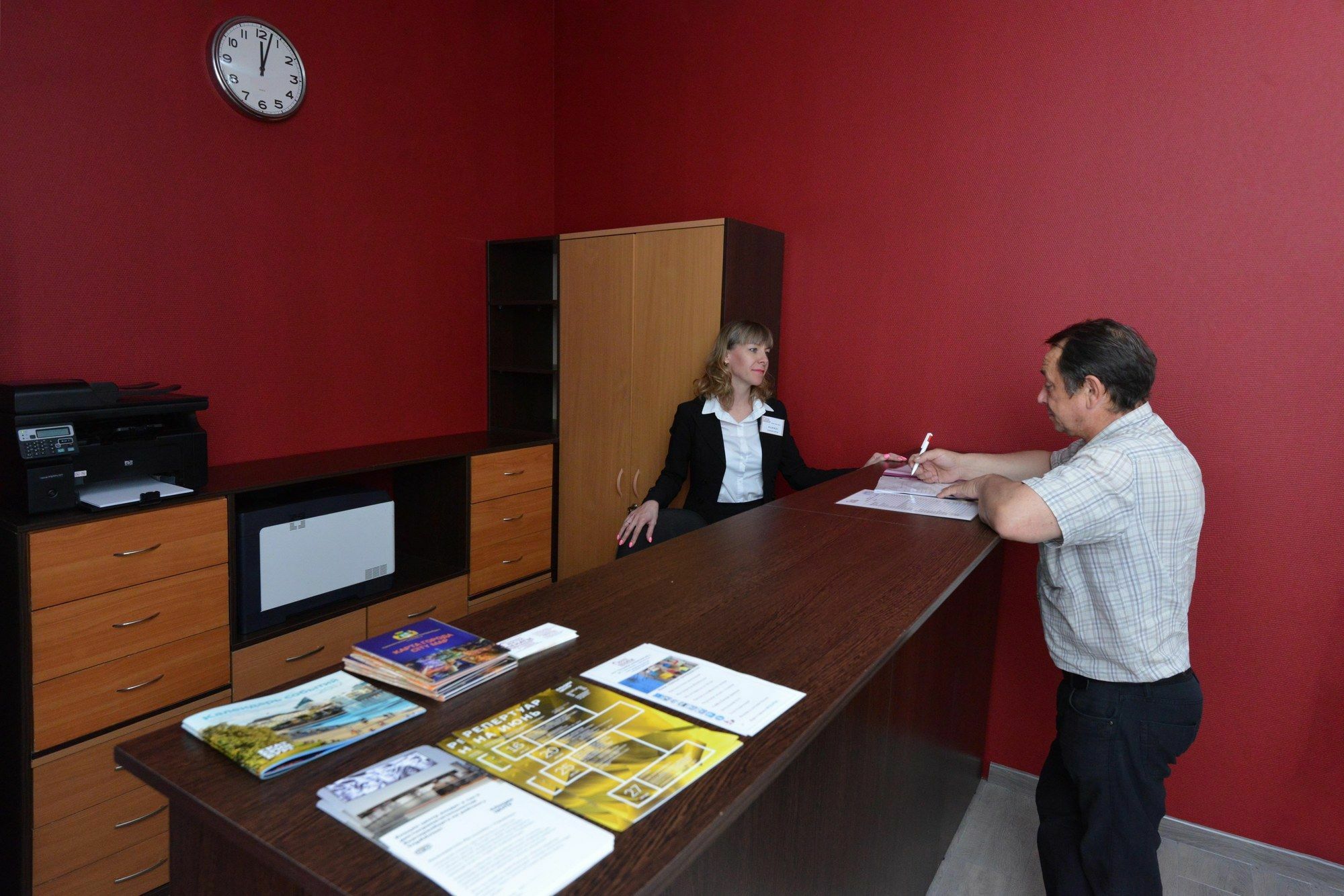 Penates Hostel Ekaterinburg Ngoại thất bức ảnh