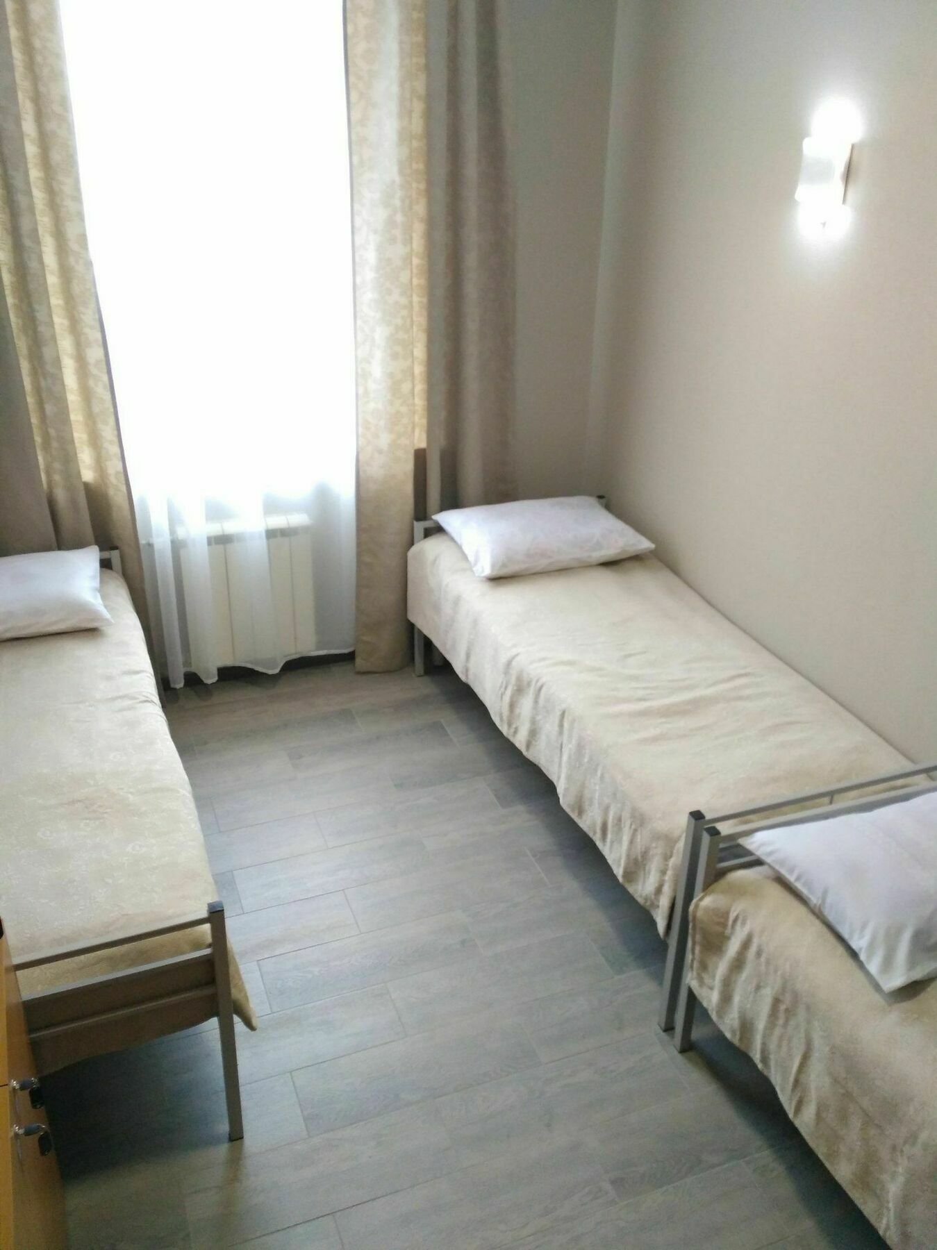 Penates Hostel Ekaterinburg Ngoại thất bức ảnh